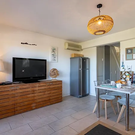 Apartment Les Marines De Gassin-13 By Interhome 아파트 La Foux (Var)